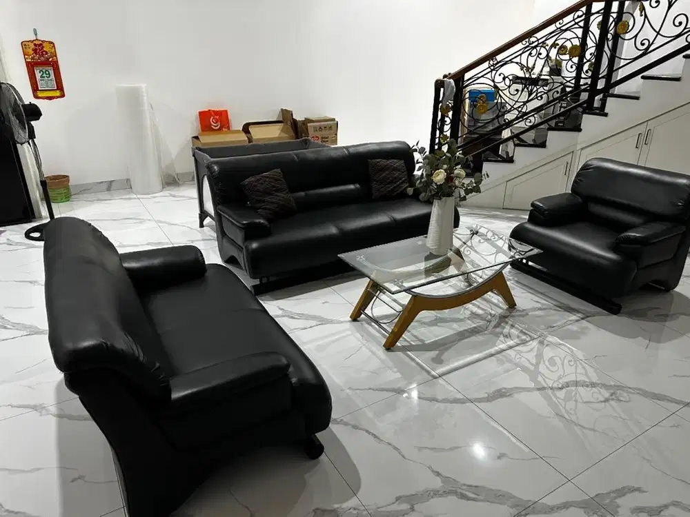Sofa Kulit Set Bekas
