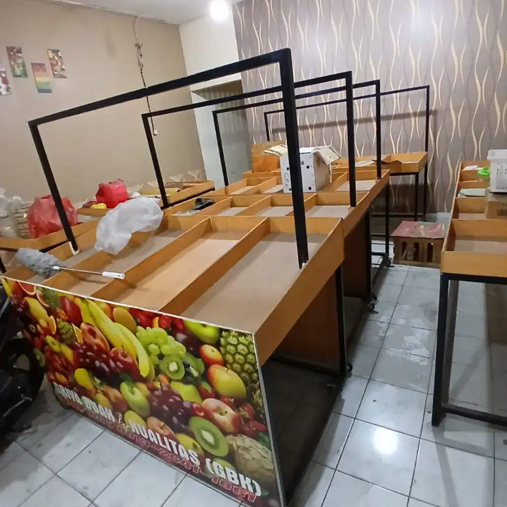 Meja Etalase Buah dan Sayuran siap pakai