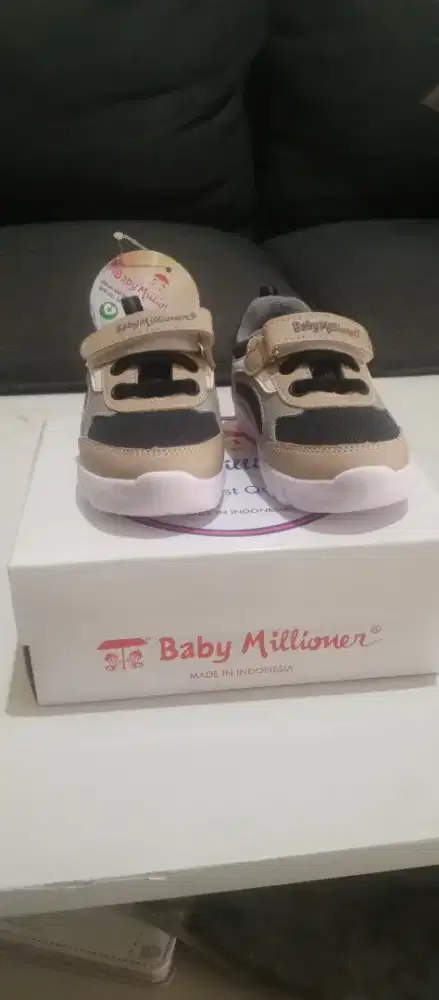Sepatu Baby Millionare