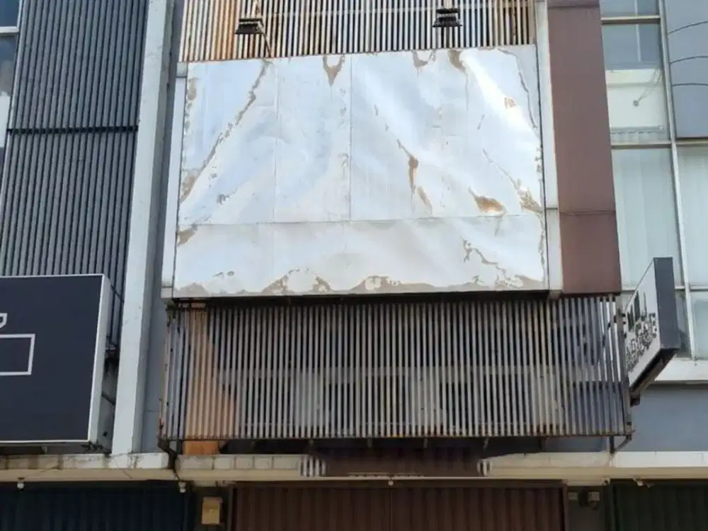 DISEWA RUKO 3 LANTAI PARAMOUNT GADING SERPONG