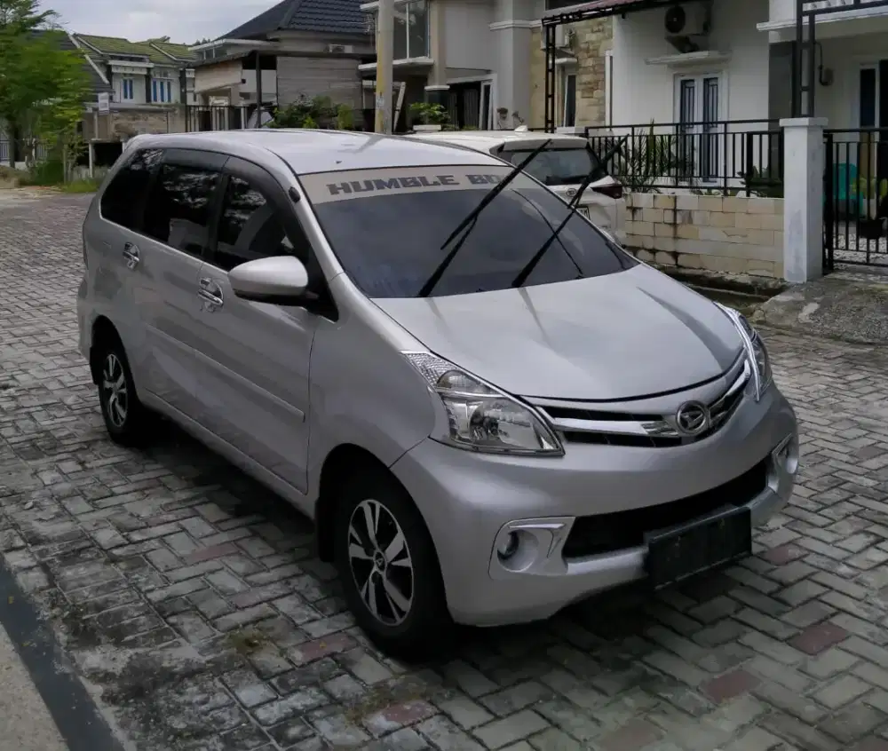 Xenia R sporty 2014 metik