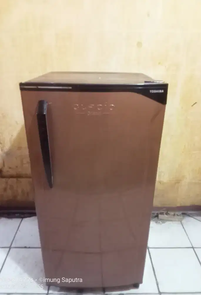 Jual kulkas merk TOSHIBA