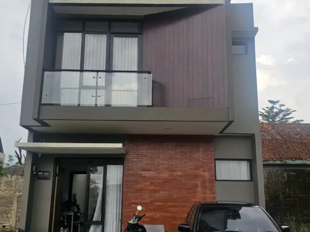 Dijual Rumah 2 Lantai Siap Huni Lokasi Strategis di Bumi Kopo Katapang Bandung