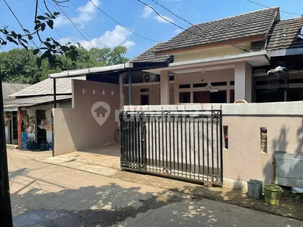 Rumah Minimalis Sederhana Dekat Alun Alun Depok Bisa Masuk Mobil