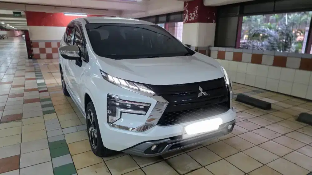 Mitsubishi Xpander Ultimate Low KM