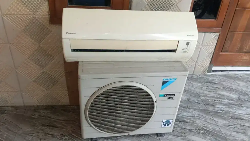 Jual ac 1 pk daikin inverter murah ori
