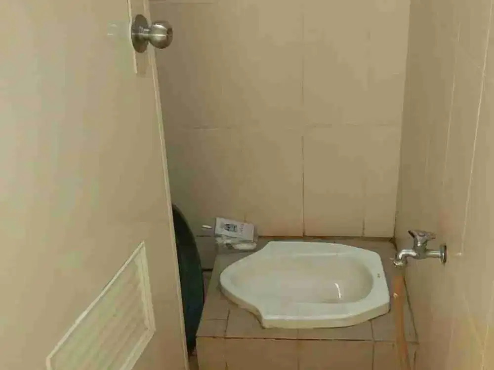 rumah baru Reno 1 lt 3 kamar tidur semi furnish UK 151 m