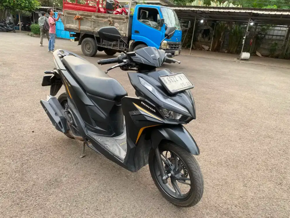 Honda Vario Gen 2 tahun 2023 surat lengkap pajak telat bulan 5 -2026