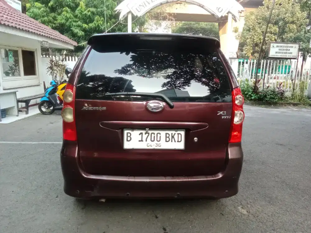 Daihatsu Xenia Xi 1.3 VVT-i 2010