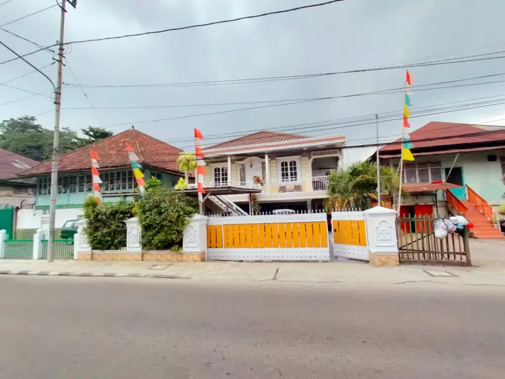 DIJUAL RUMAH 2 LANTAI JALAN KI GEDE ING SURO PALEMBANG