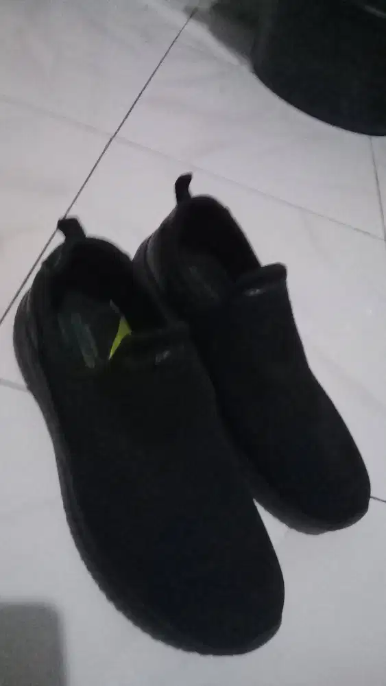 Skechers Classic Fit