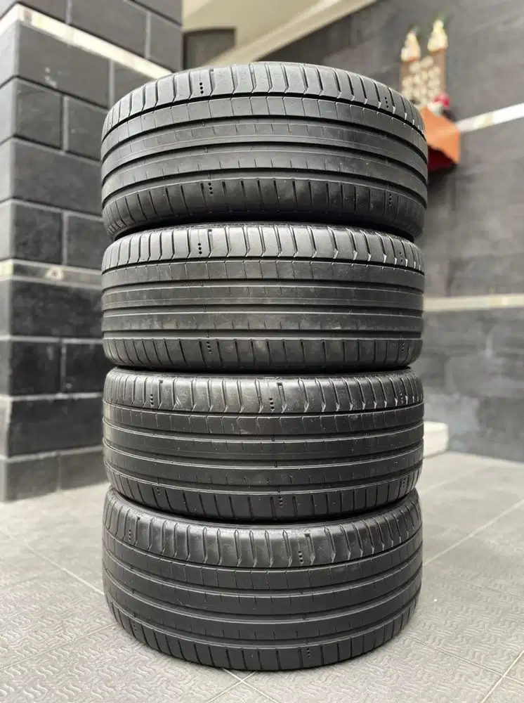 235 50 18 Michelin Pilot Sport 5 Innova Reborn Zenix Alphard Vellfire