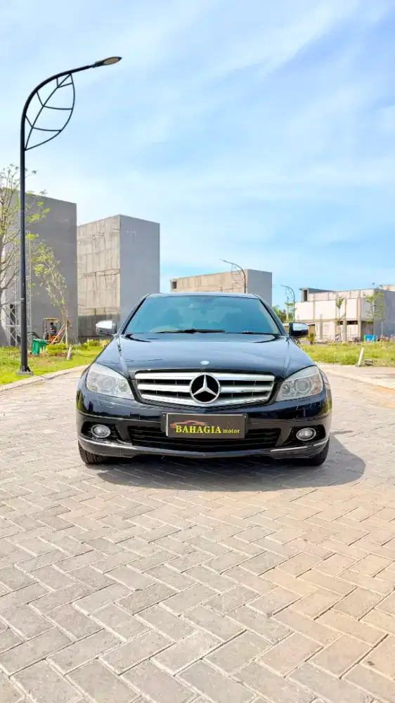 (LOW KM) Mercedes Benz E300 AMG AVG 2017 Hitam Black Mercy 2009 C280