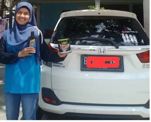 SALON MOBIL KINCLONG