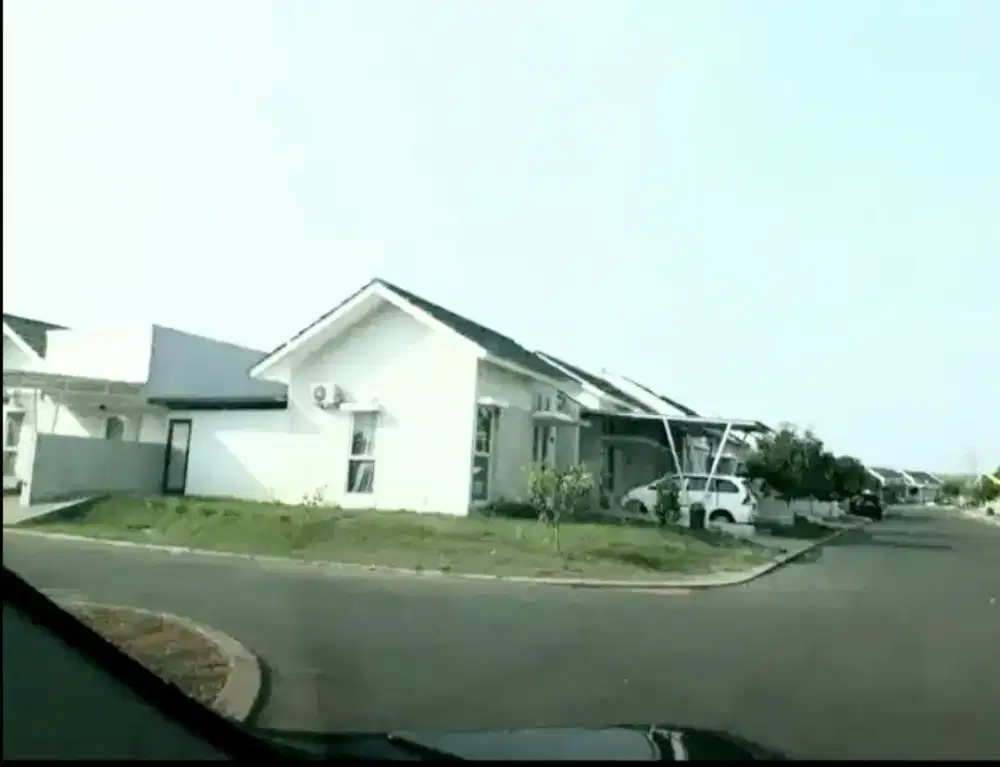Disewakan Rumah Hoek Tenang Nyaman ,Foresthill Citraland BSB Semarang