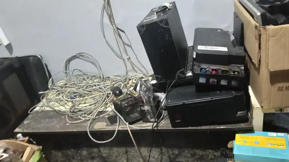 Komputer bekas + printer + ups