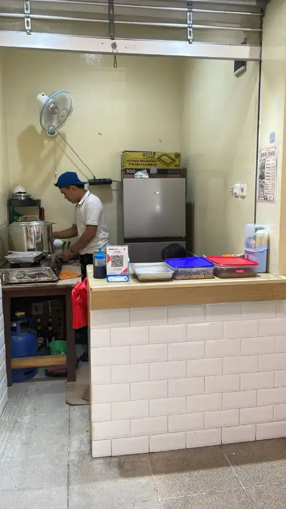 LOKER– CREW OUTLET BAKMI (NON HALAL)