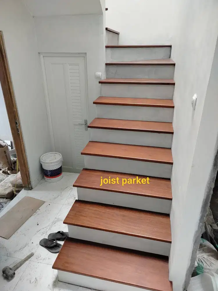 lantai kayu trap tangga kayu merbau