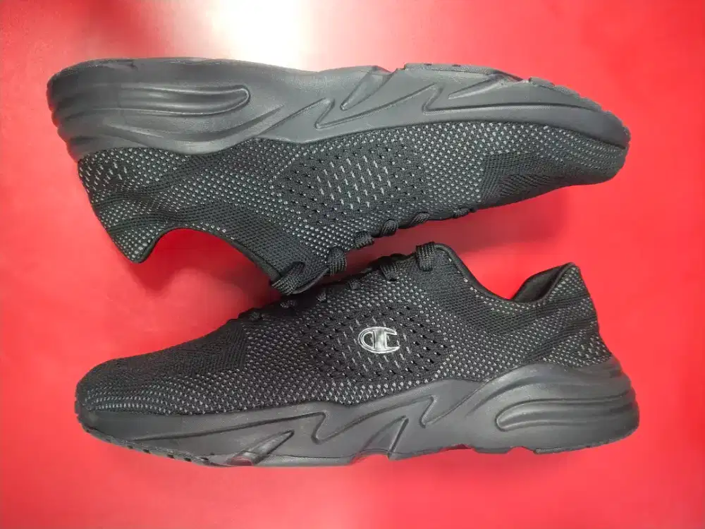 Champion import size 42 insole 27cm New