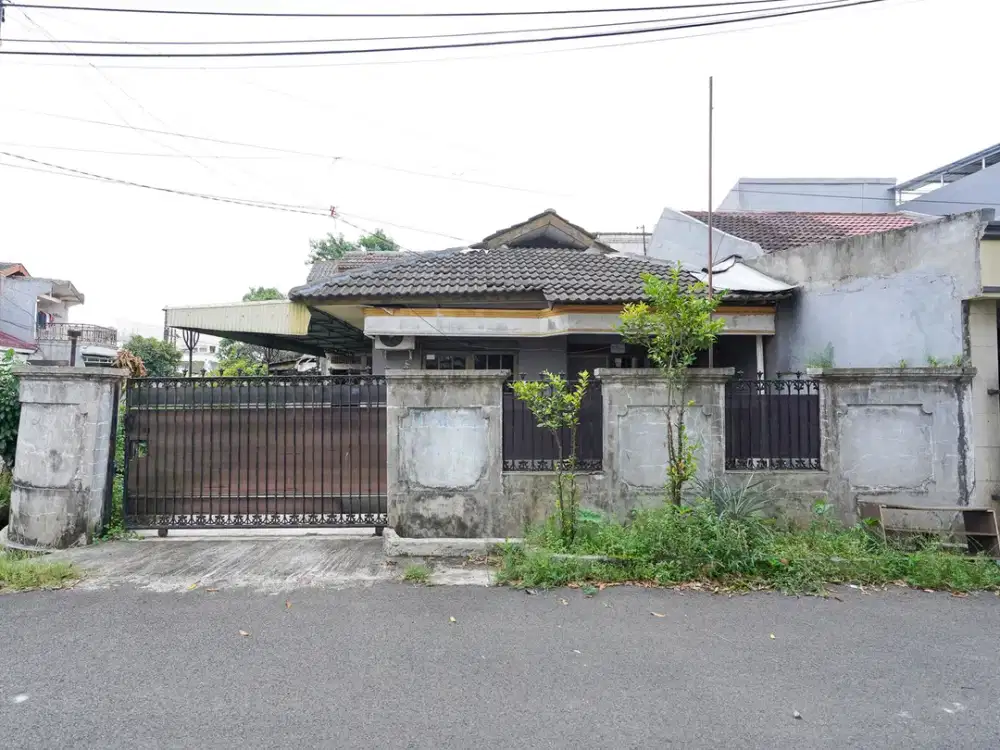 Rumah LT 176 SHM Siap Huni 15 Mnt ke MALL Jakarta Garden City  J-48118