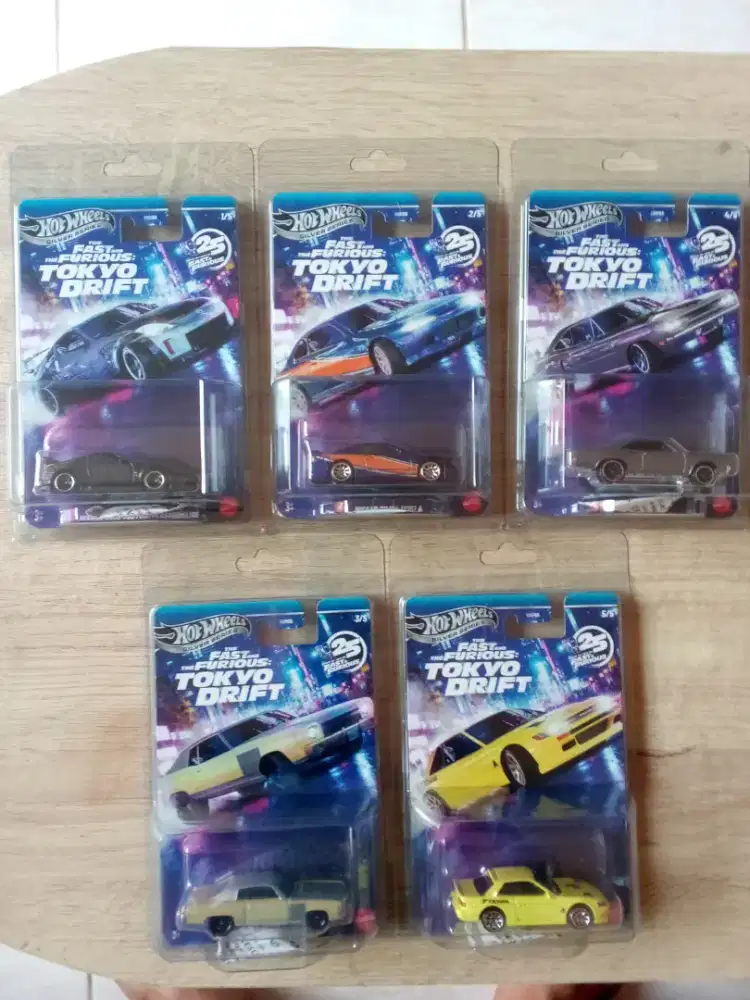 Hot Wheels Fast & Furious Tokyo Drift Set