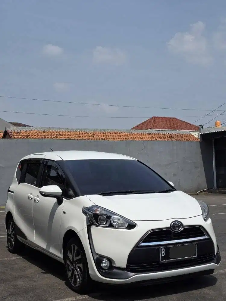 toyota sienta v manual 2018