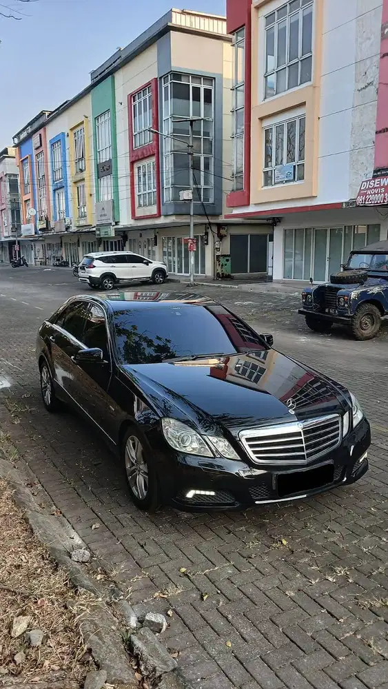 Sewa Rental Mobil Mewah Mercedes E250 W212 Avantgarde