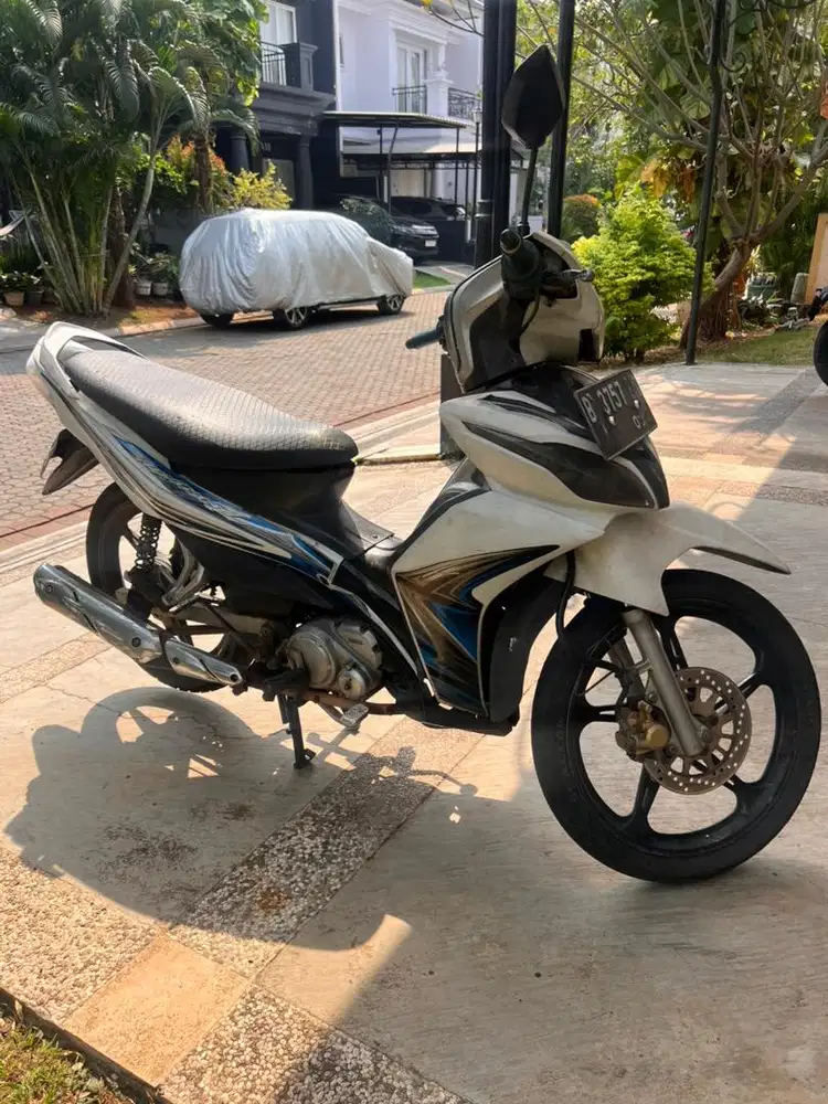 Jupiter Z 2012 White Edisi