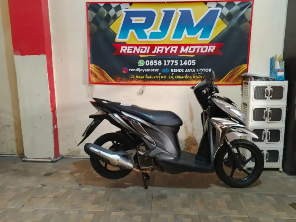 Honda Vario 125 KZR Tahun 2014 free Balik nama