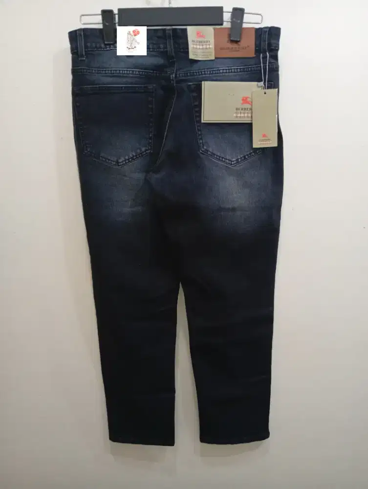 BURBERRY DENIM JEANS