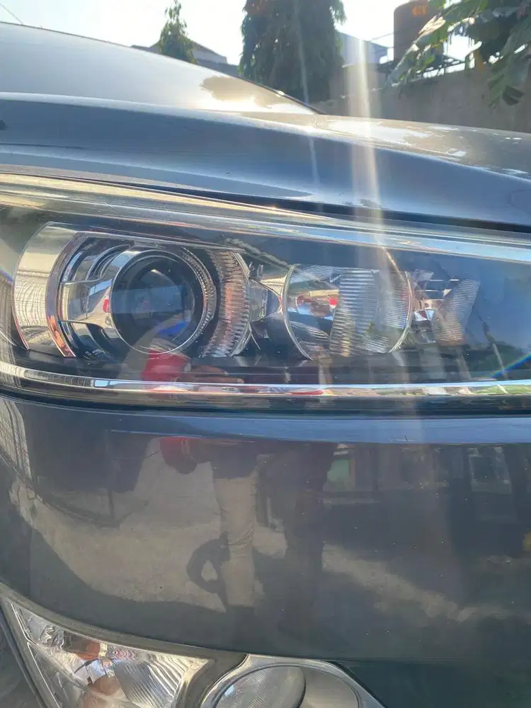 Dijual mobil innova reborn 2.4 G tangan pertama