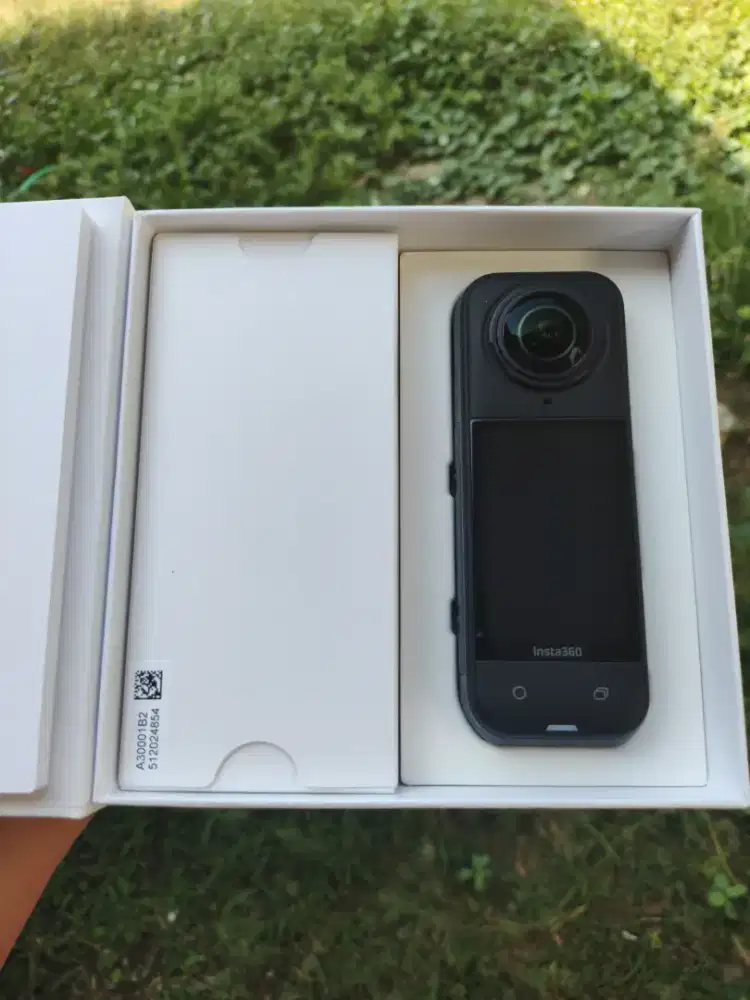 insta360 x5 like new