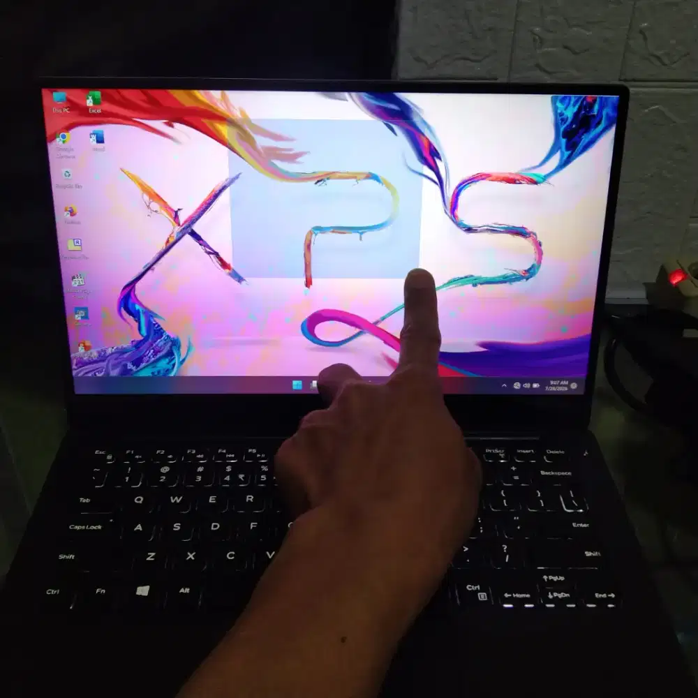 Dell xps 13 core i7 ram 16gb SSD nvme 512gb touchscreen slim