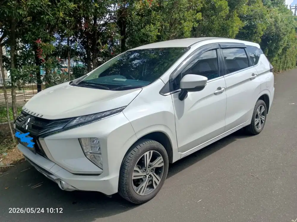 Xpander Sport AT_ Putih