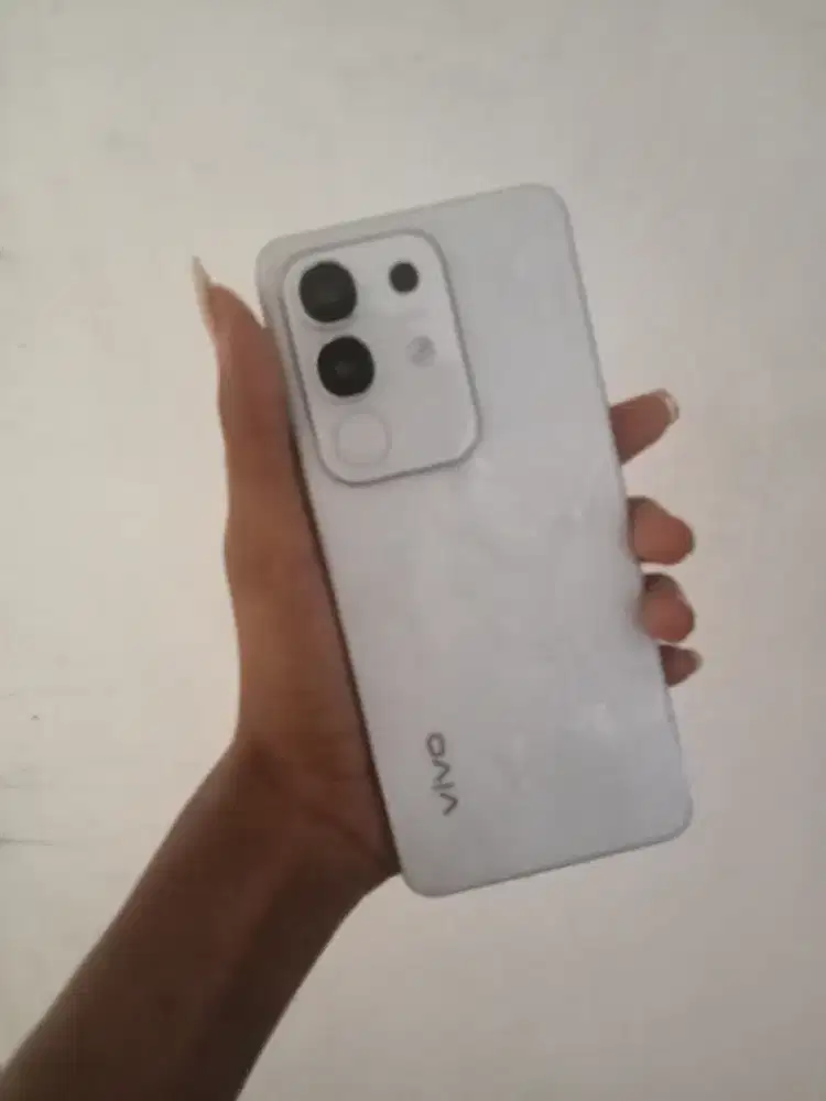 Vivo y29 4g ram 8,128