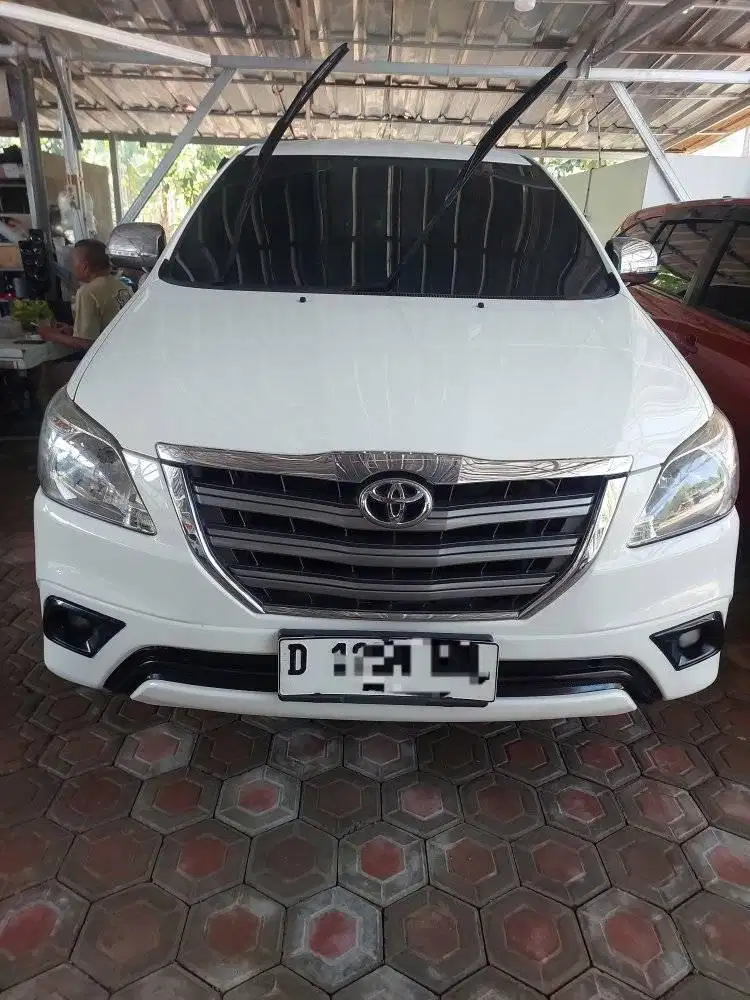 Terawat Innova G MT 2013 Putih