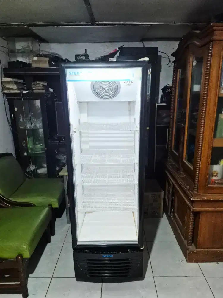 SHOWCASE STEKO 4RAK ORI MULUS