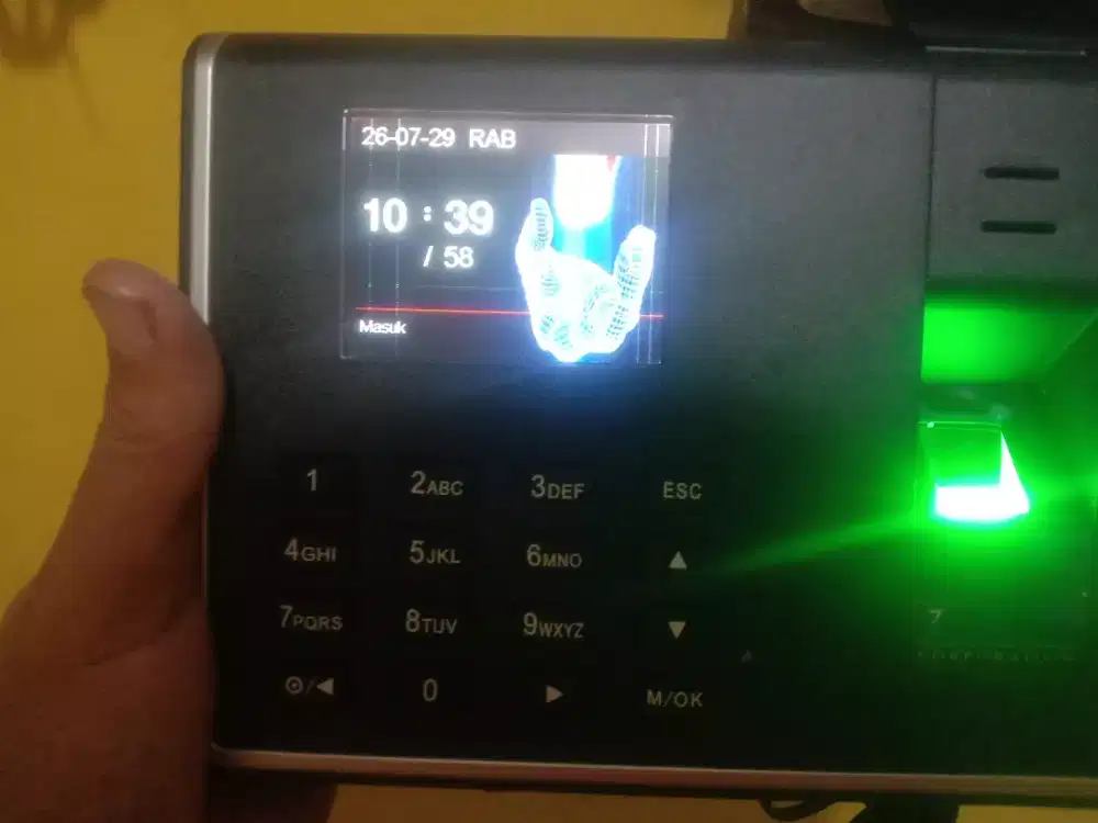 fingerprinth mesin absensi