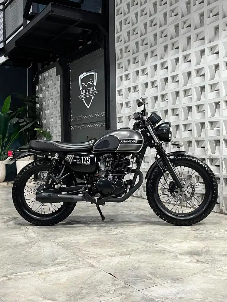 KAWASAKI W175 SE 2018 MODIF‼️ODO 1RB PERAK‼️ -Chintia Mustika