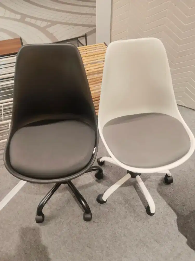 Kursi kantor dan belajar