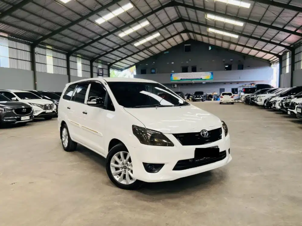 Toyota Innova 2.5 (DIESEL) 2012 / 2013 MT Manual, Sangat terawat