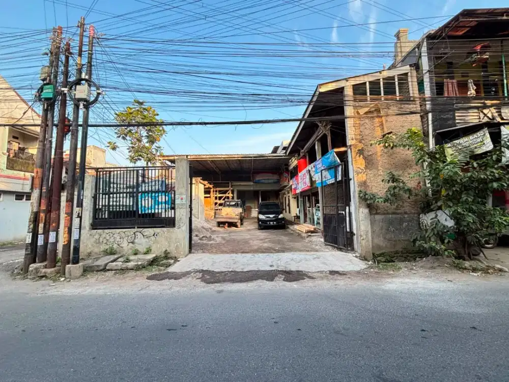 JUAL CEPAT ASET RUMAH + TOKO BANGUNAN (POSISI HOOK) DI KAWASAN CIWASTRA KOTA BANDUNG