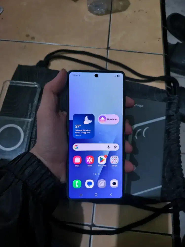 Samsung Z flip 7 8/256gb resmi SEIN