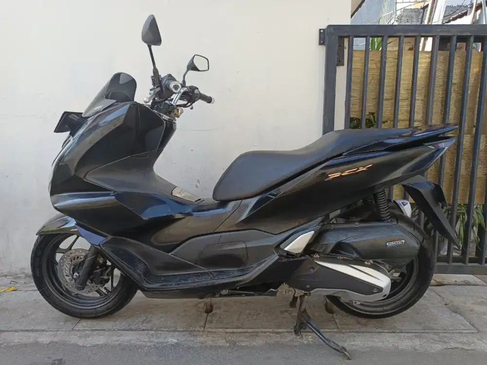Pcx 160 abs 2022 lengkap bagus