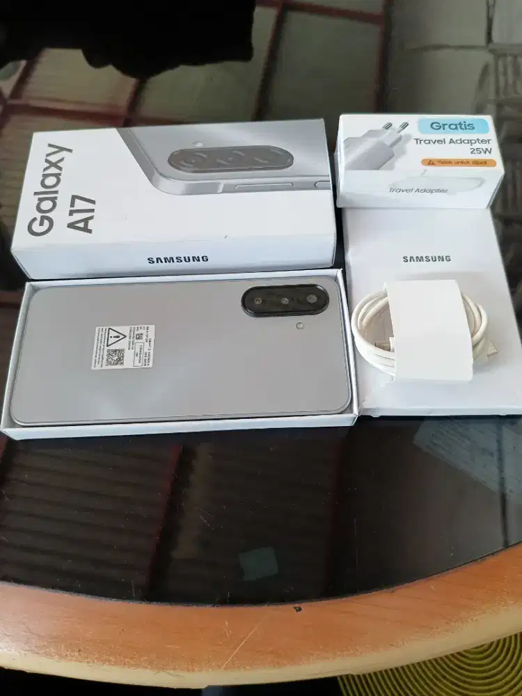samsung A17 8/256,seken seperti baru,no minus,barang bagus