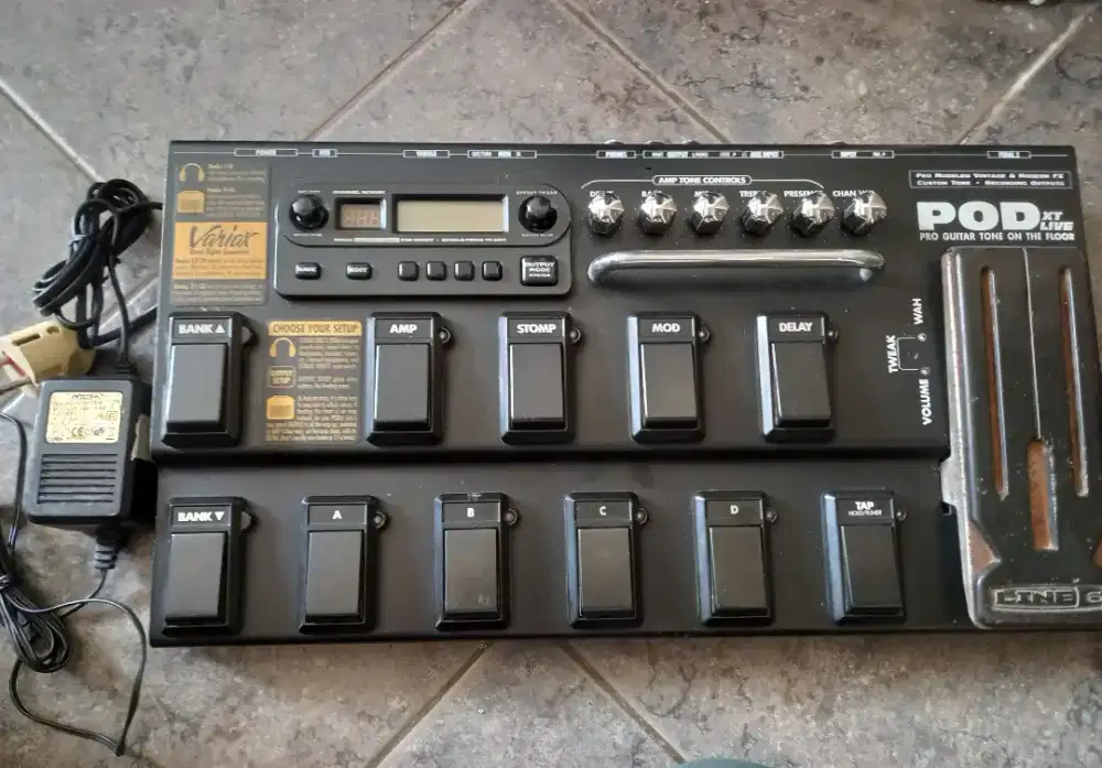 Efek gitar pod xt live mulus normal ori