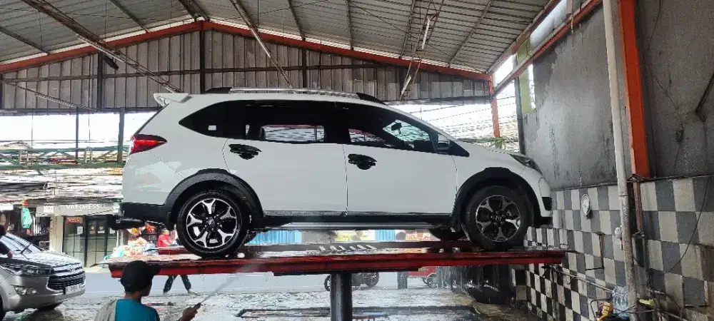 Dijual mobil Honda BRV prastice tahun 2017