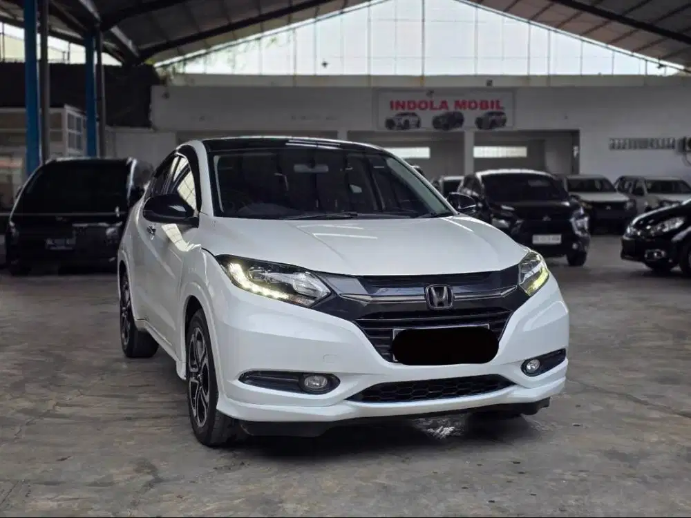 (TDP 36 JUTA) Honda HRV 1.8 Prestige CVT 2016