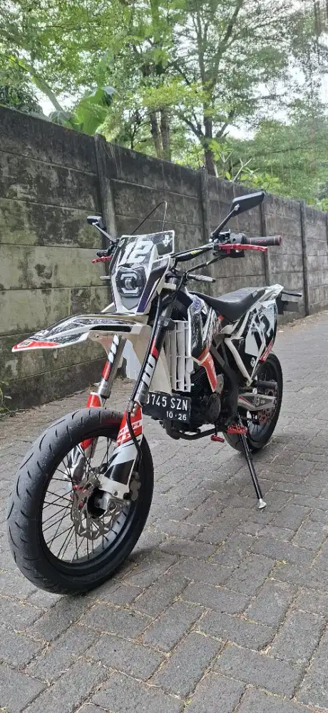 KLX 150 look KTM