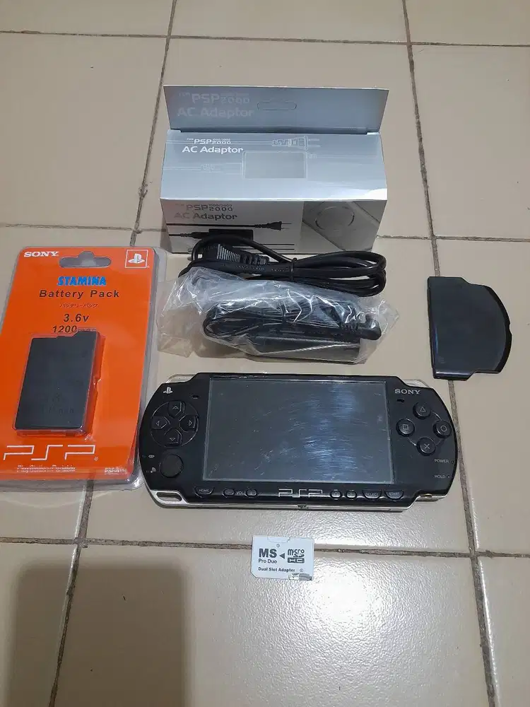 Jual Psp Slim Seri 2000 masih mulus Memory 16gb Plus Cassan